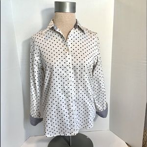 Chaps Women's Medium Non-Iron Button-Down Shirt with Contrasting Cuffs